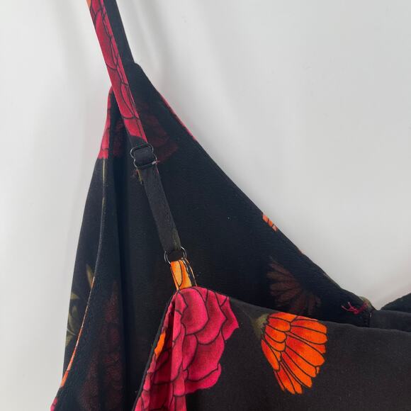 CUPCAKES & CASHMERE Tank Size Extra Small Floral Button Black Office Work - Picture 6 of 15